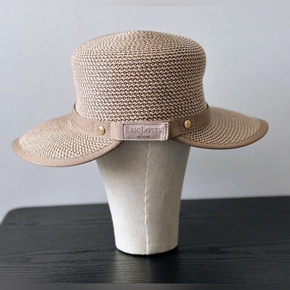 Eric Javits Squishee Cap summer woven vacation packable luxury like new - Picture 2 of 9